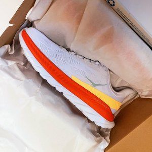 NWT Hoka Mach 4 Running Shoes in White / Fiesta  Hoka One One mens 9